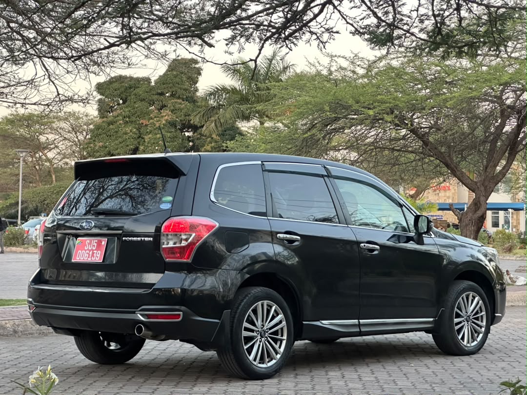 SUBARU FORESTER thumbnail 8